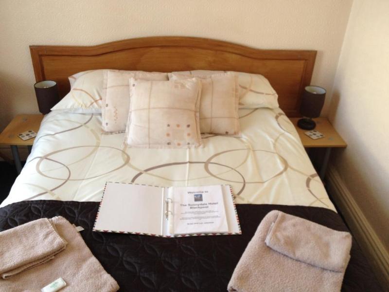 Sunnydale Hotel Blackpool Bagian luar foto