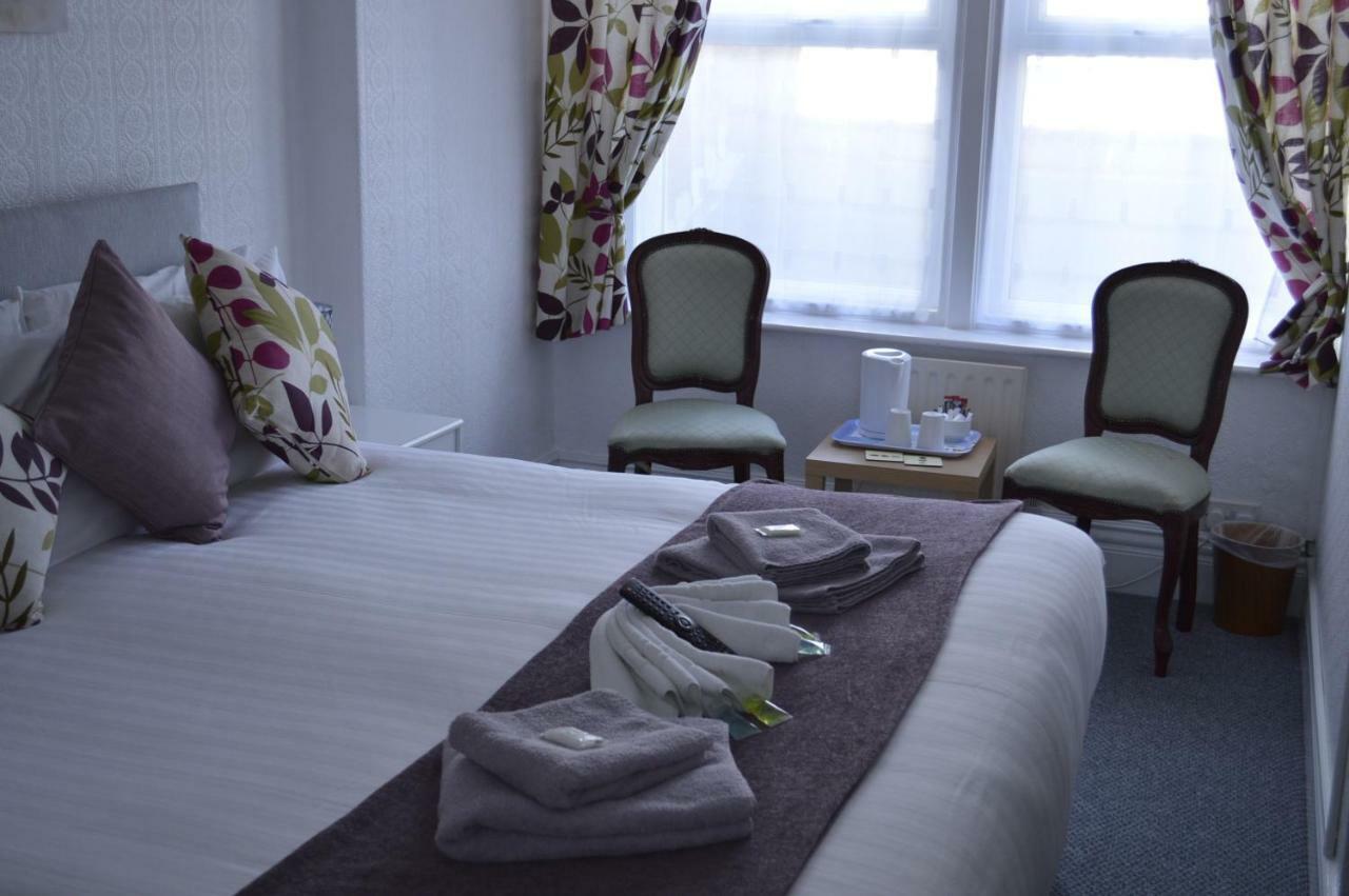 Sunnydale Hotel Blackpool Bagian luar foto