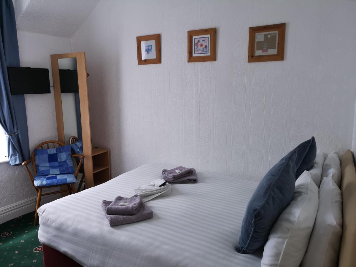 Sunnydale Hotel Blackpool Bagian luar foto